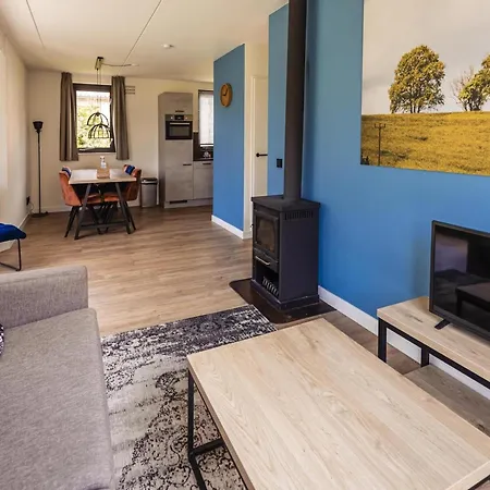 Modern With Sauna * Ewijk