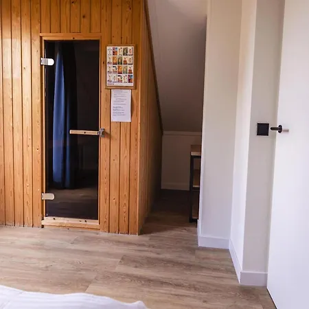 度假居 Modern With Sauna *