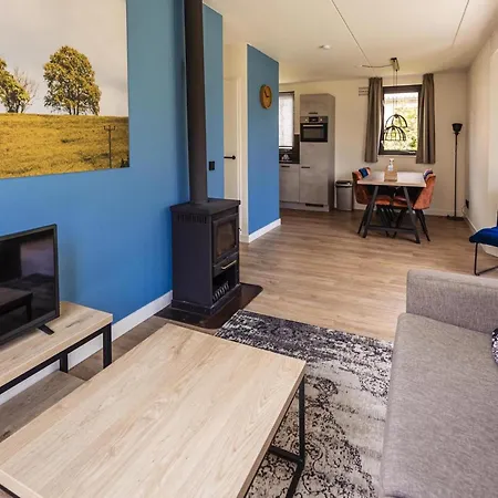Holiday home Detached Home Nijmegen Lake View Sauna *