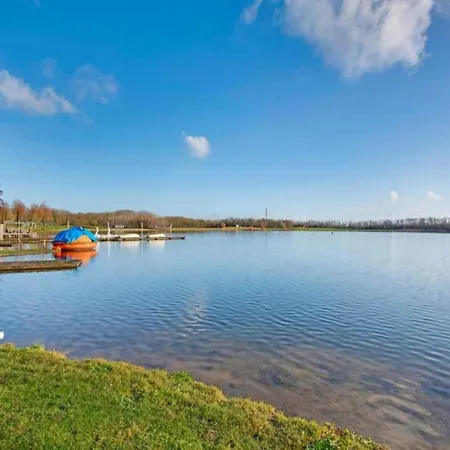 Holiday home Detached Home Nijmegen Lake View Sauna *